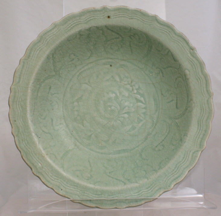 Chinese Yuan to Ming Longquan Celadon Dish