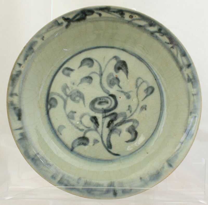 Chinese Ming Zhangzhou Swatow Porcelain Deep Dish Peony 9" Diameter