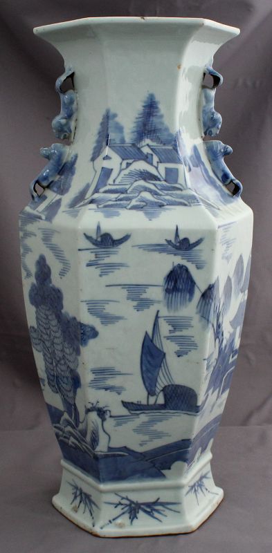 15" Chinese Qing Canton Blue & White Export Porcelain Faceted Vase