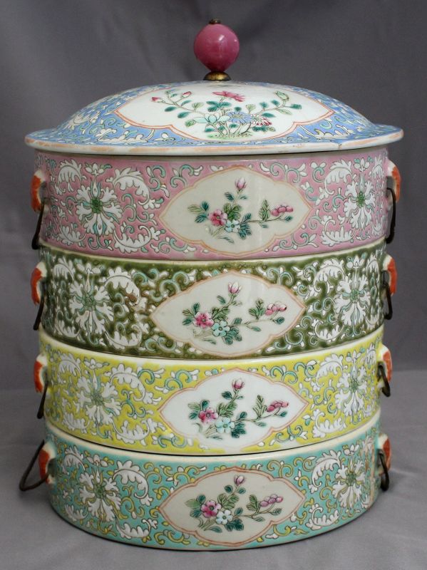 Chinese Qing Nonya Straits Tingkat Stacking Porcelain Food Container