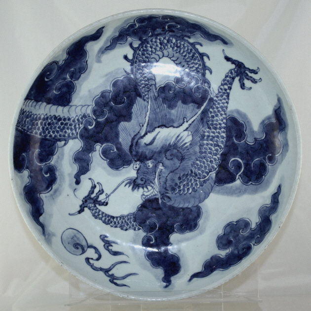 Chinese Qianlong Blue White Porcelain Dragon Charger
