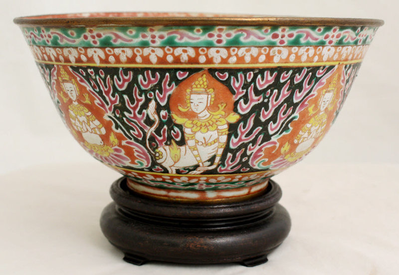 Chinese Qing Dynasty Export Porcelain Thai Market Benjarong Bowl