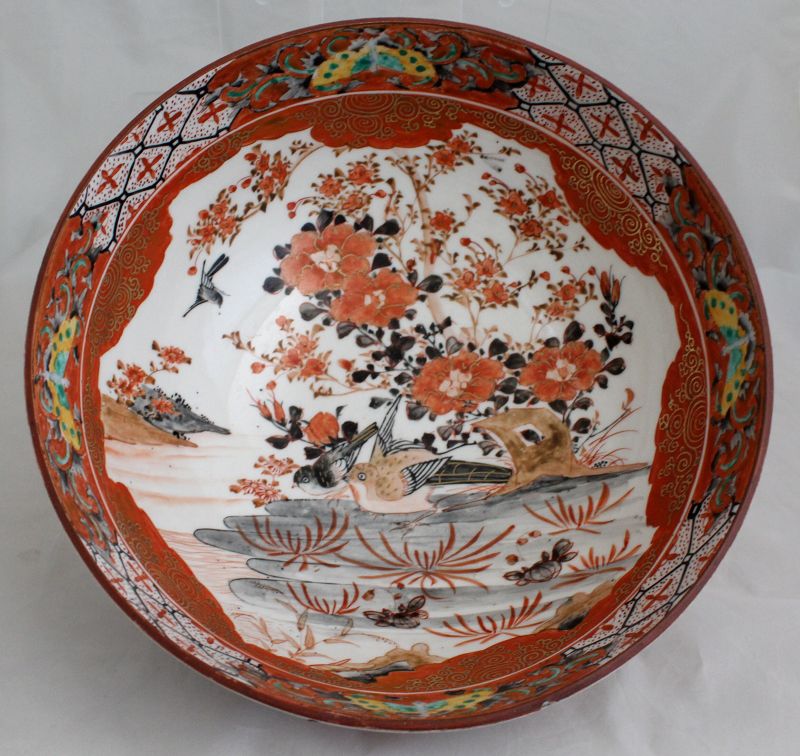 Large 9.5" Dia. Japanese Meiji Aka-e Kutani Porcelain Bowl Bird Flower