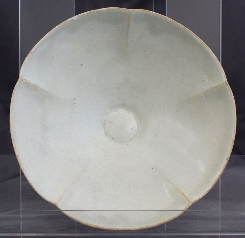 Chinese Song Dynasty Yingqing Qingbai Glaze Five-petal Foliate Bowl